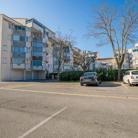 Les Caraibes-5 By Interhome * Le Grau-du-Roi
